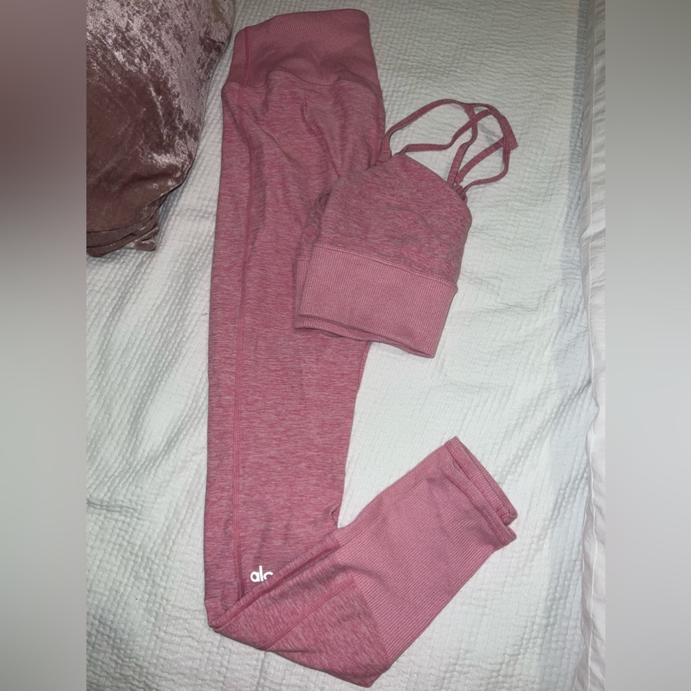 Alo matching light pink set - small